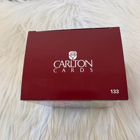 Heirloom Ornament Collectors series “ Niagara Falls for Marilyn” - Picture 2 of 4